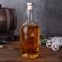 Kako prilagoditi flašu viskija sa plutom?